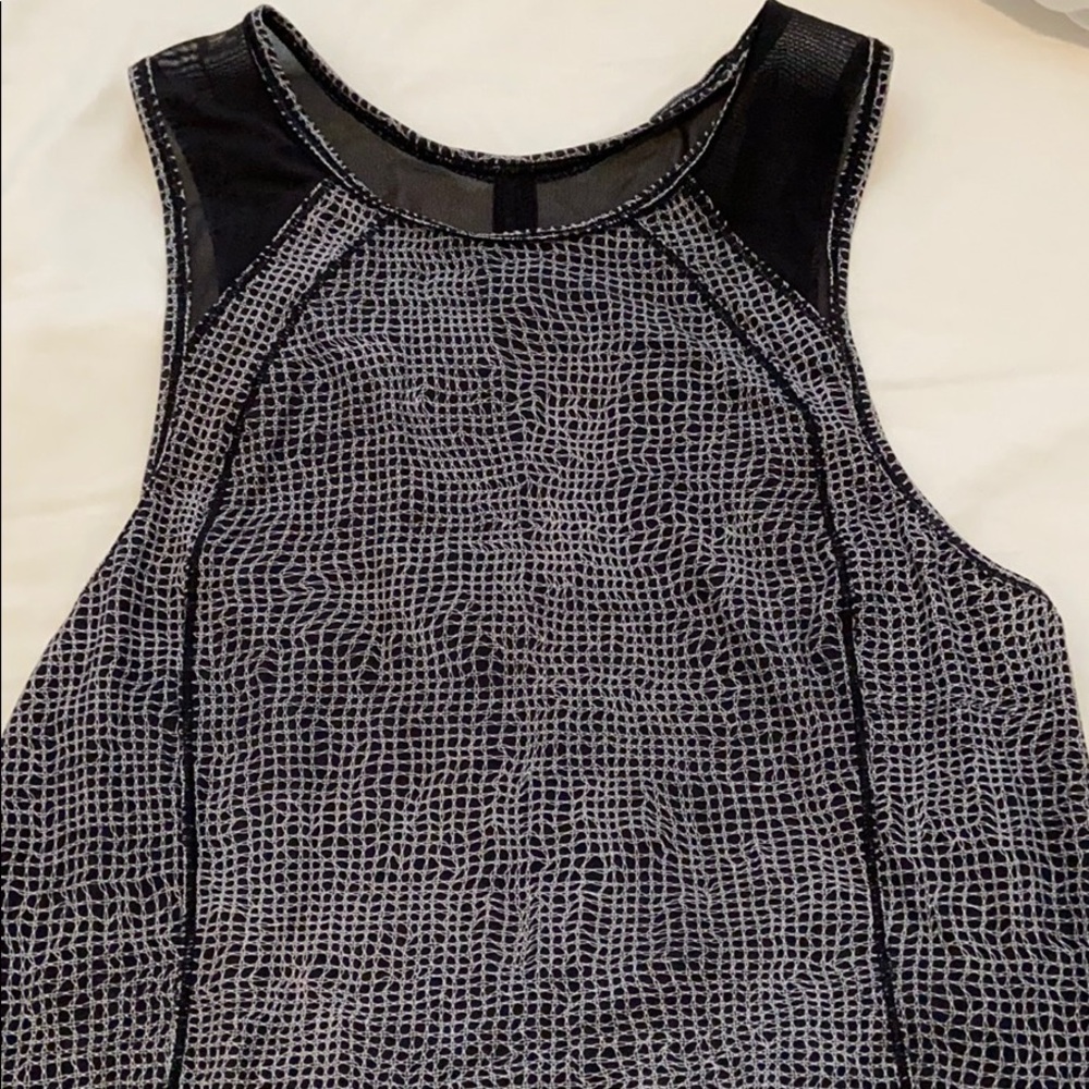 LuluLemon Workout Top